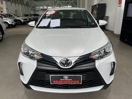 TOYOTA YARIS 1.5 16V FLEX XS CONNECT MULTIDRIVE TOYOTA YARIS 1.5 16V FLEX XS CONNECT MULTIDRIVE